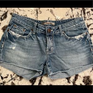 Womens BKE shorts. Size 28. Like new.